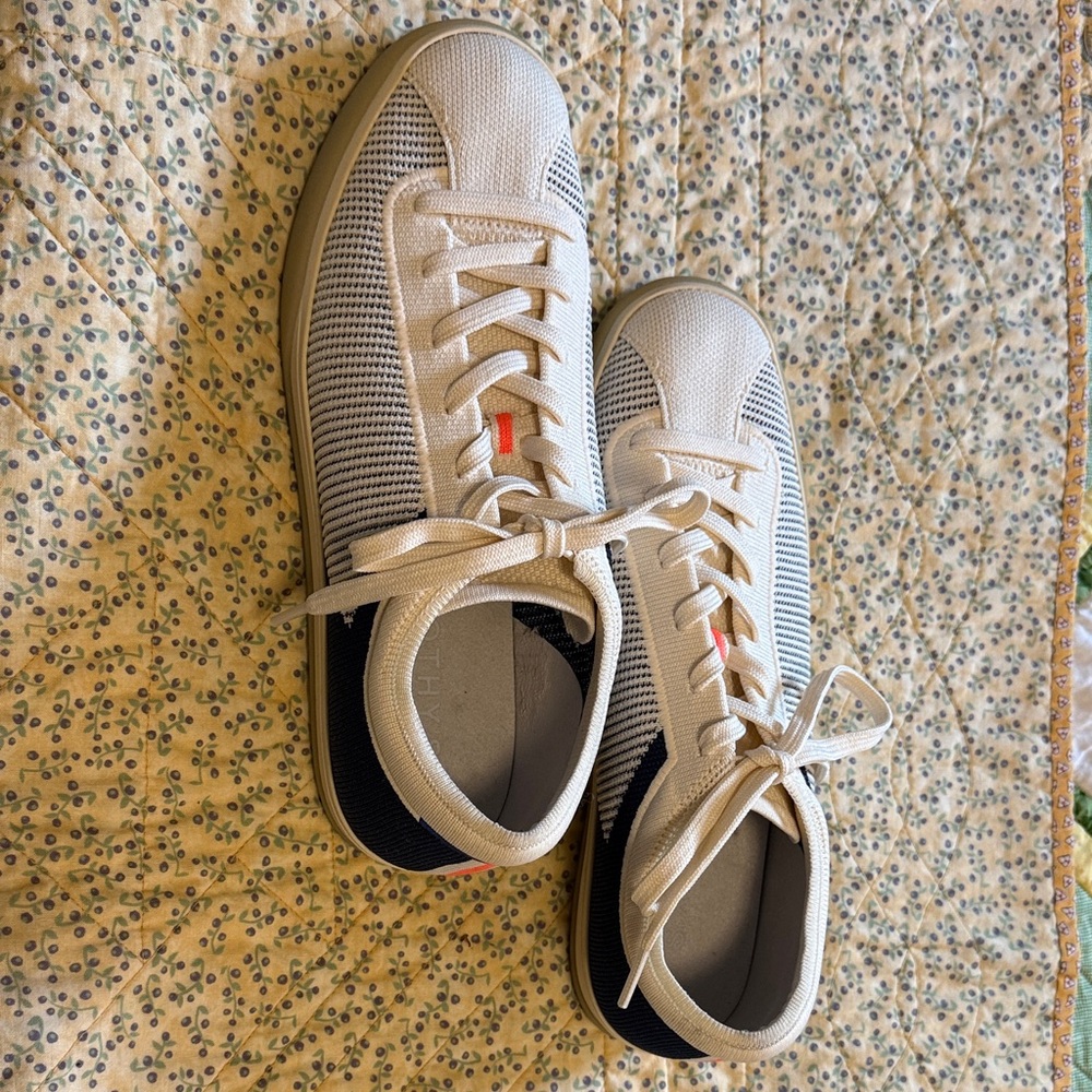 Rothy's Cream and Black Women's Sneakers - Picture 3 of 7